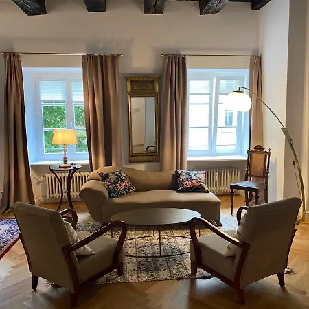 Hotel Goldenes Kreuz *