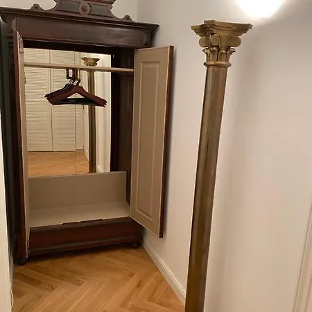 Goldenes Kreuz *
