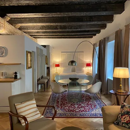 Готель Goldenes Kreuz