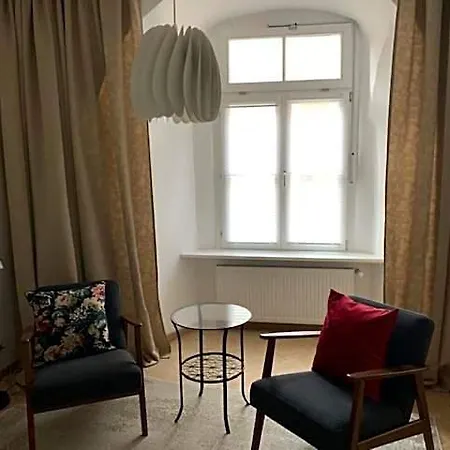 Hotel Goldenes Kreuz *